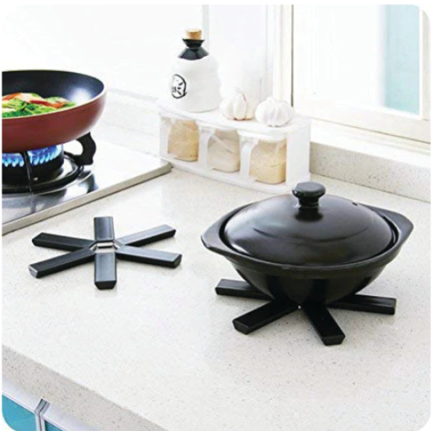 FOLDABLE NON-SLIP HEAT RESISTANT KITCHEN HOTMAT