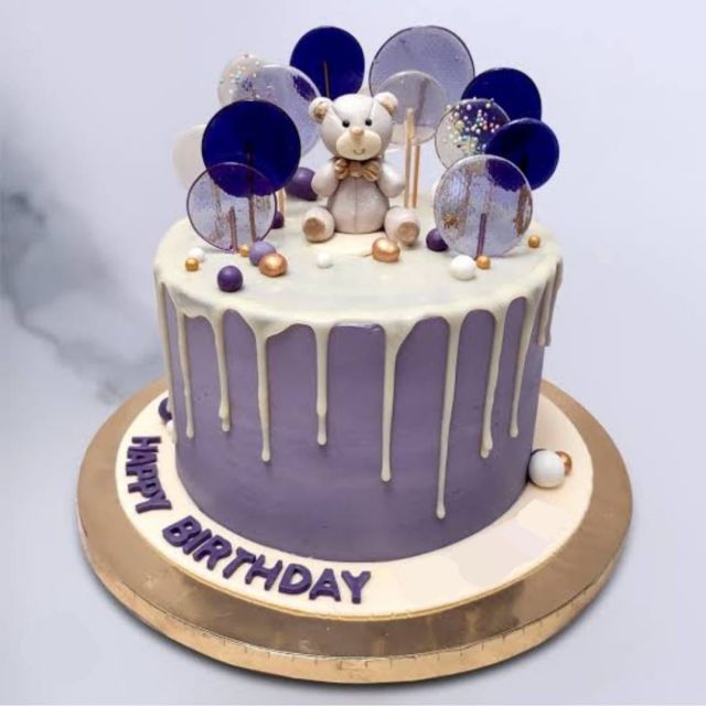 Chocolate flavor Theme cake